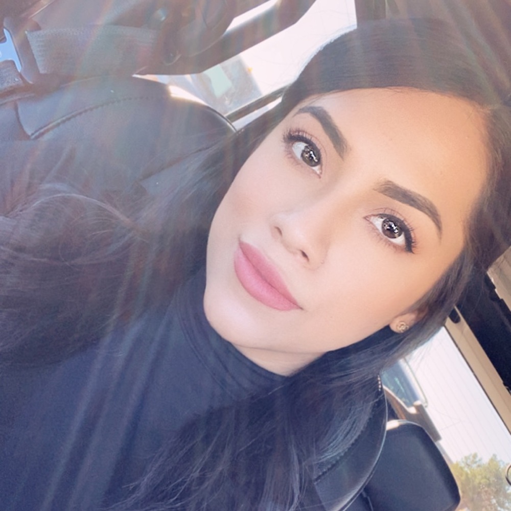 Meet your Posher, Karina